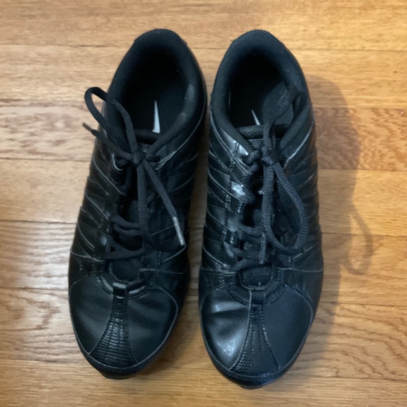 NIKE Black NE MARQUE PAS Non Marking Aerobic Dance Cheer Women Shoes Sz 7.5 - Picture 2 of 12